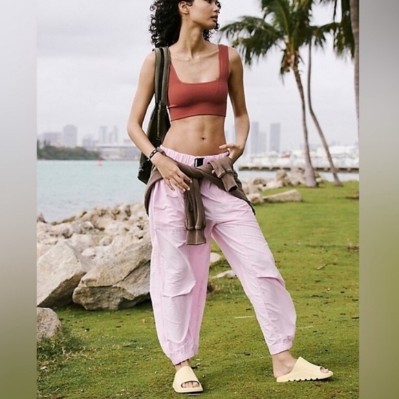 Free People Pants - Free People Movement Light Pink Slouchy Low Rise Women's Jogger Pants Size Large